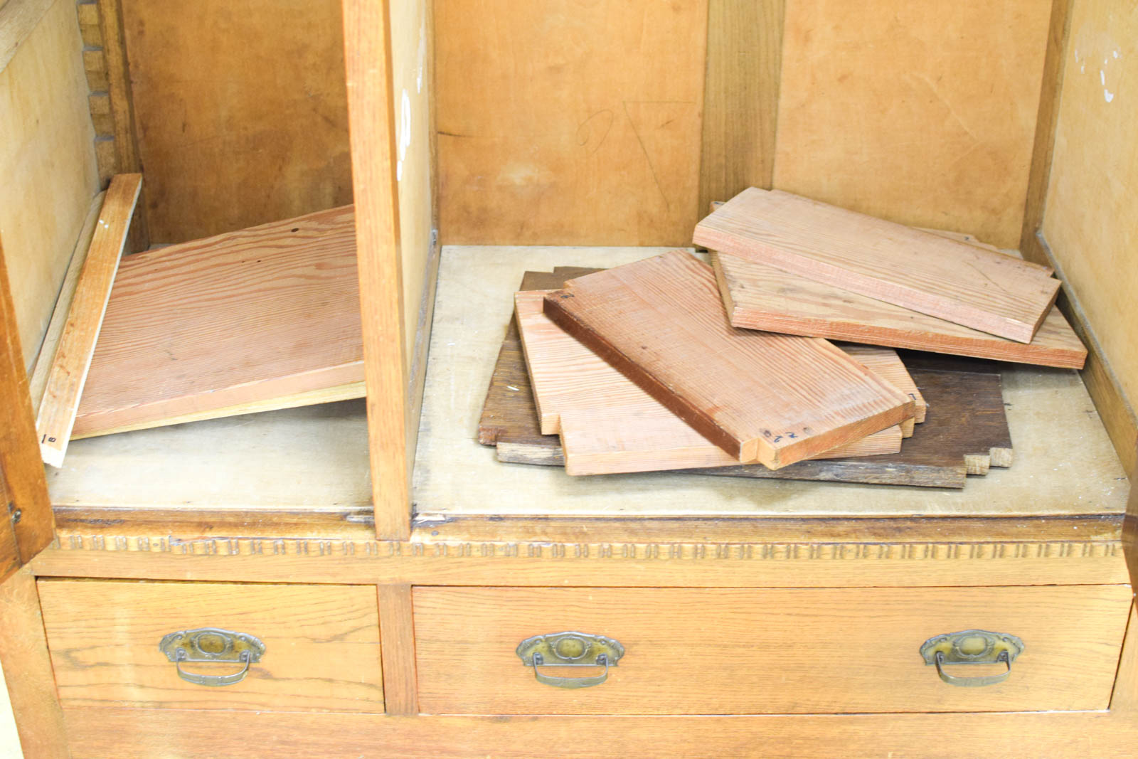 Houten kledingkast 49103 - Afbeelding 4