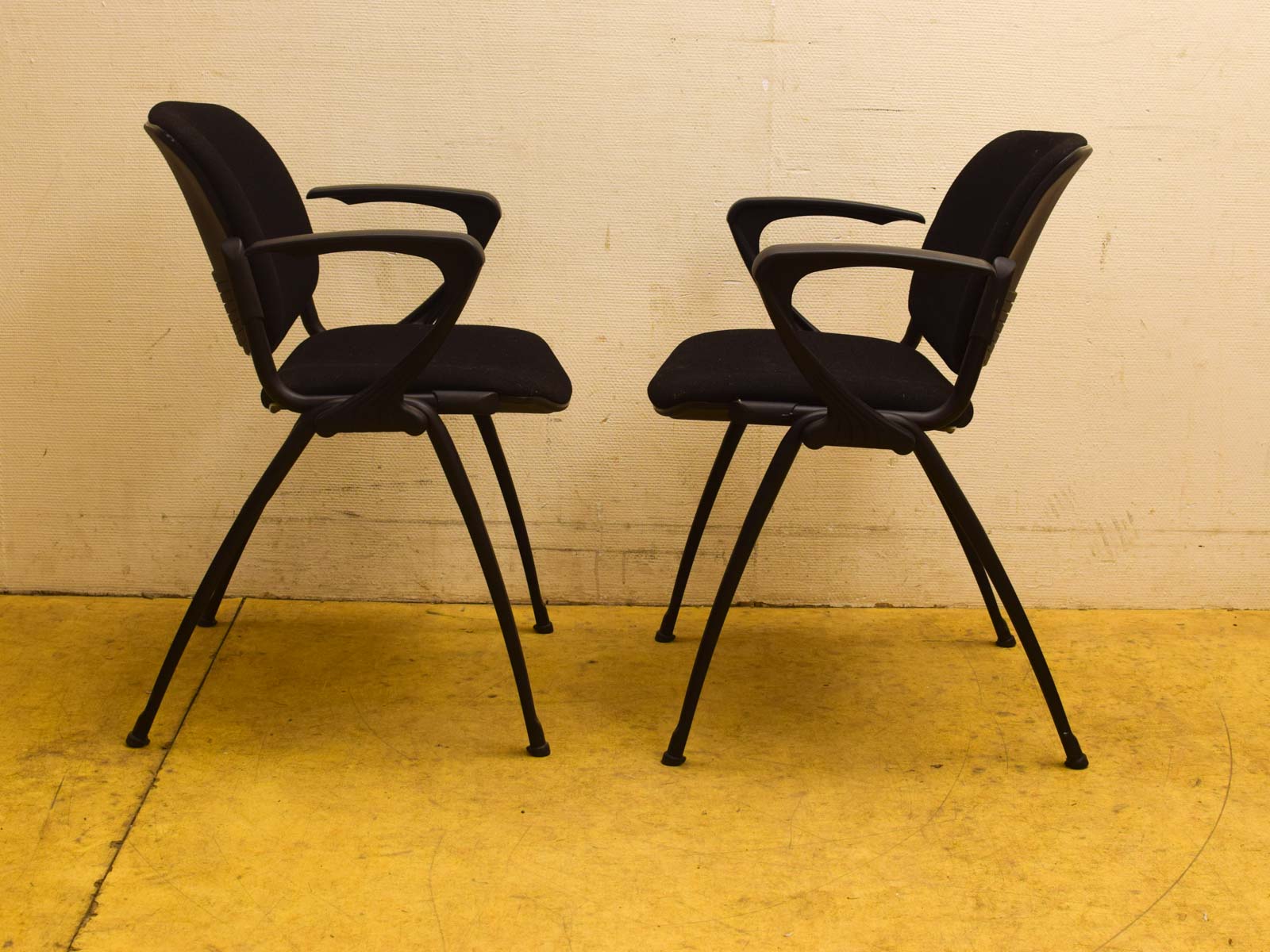 4 stuks stapelbare kantinestoelen 51988 - Afbeelding 4
