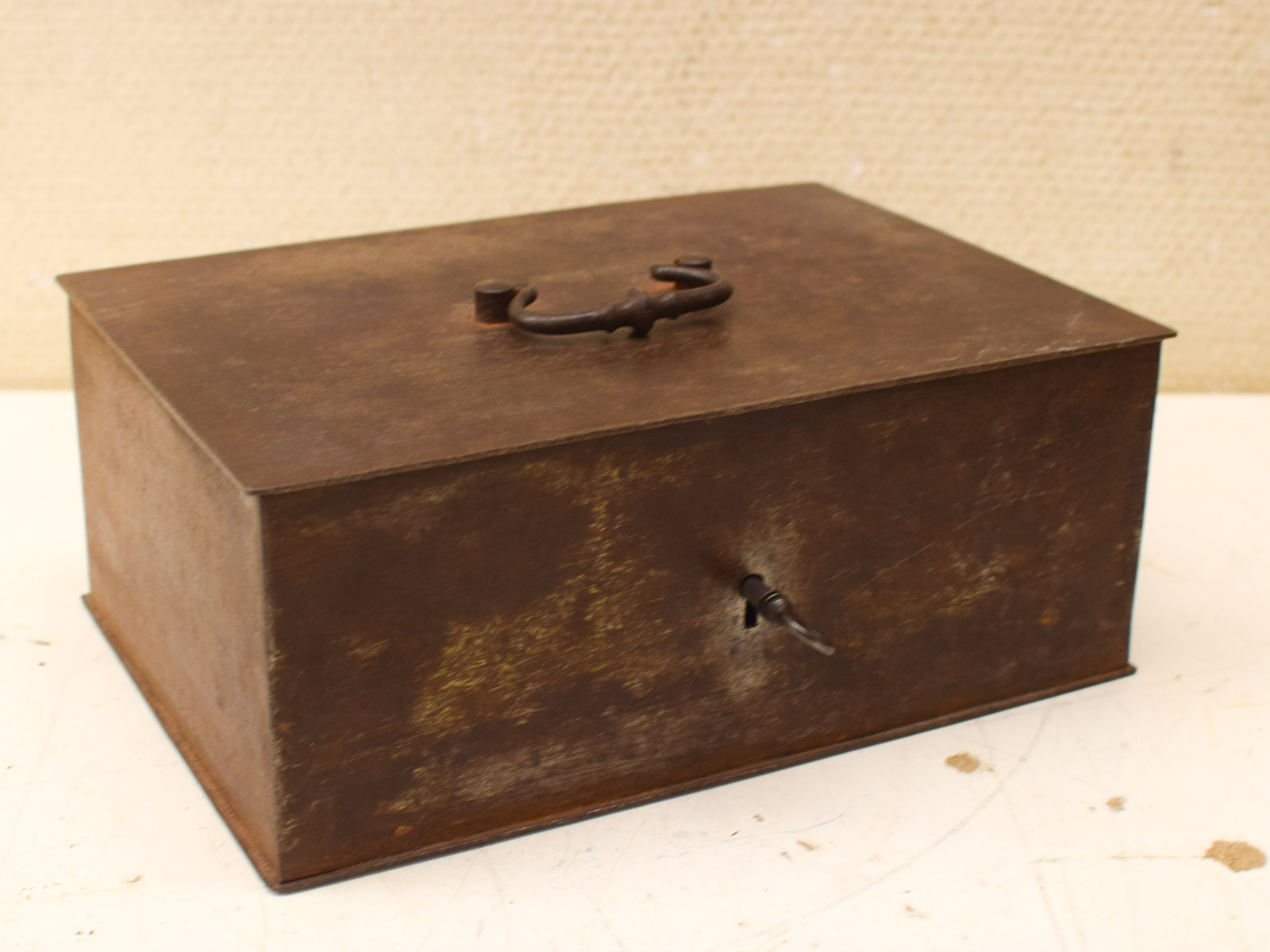 Ijzeren vintage geldkistje 52274 - Afbeelding 5