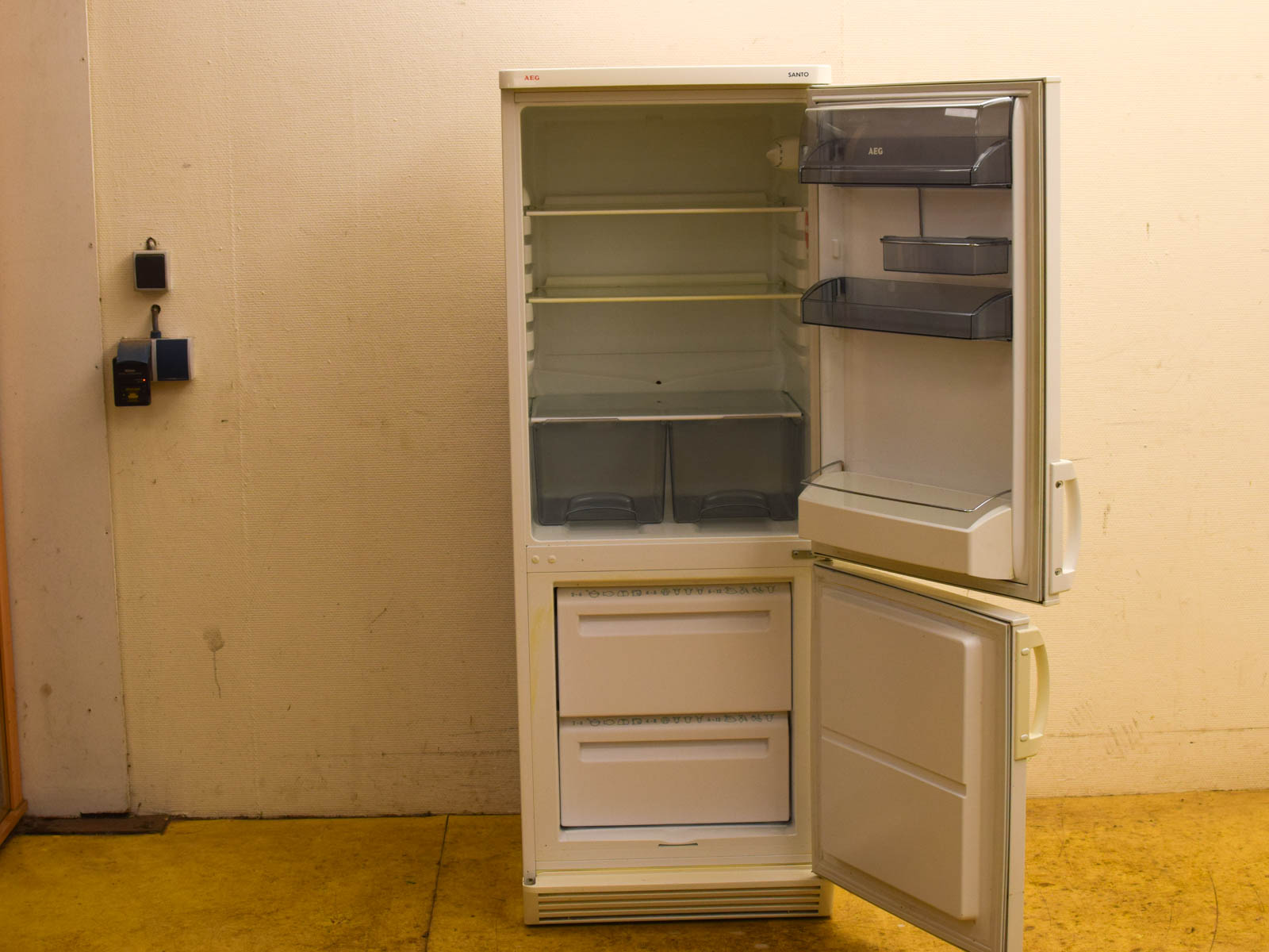 AEG dubbeldeurs koelkast 52393 - Afbeelding 3