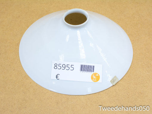 Elegant glossy white ceramic lampshade, ideal for enhancing various home decor styles.