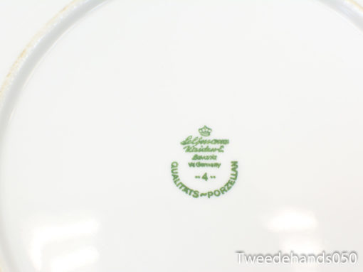 Lippmann Bavaria porcelain plate with crown mark, symbolizing excellence in craftsmanship and quality.