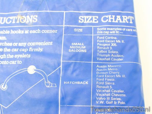Vintage car cover size guide for saloons and hatchbacks with easy installation instructions.