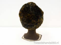Luxurious vintage faux fur leopard print hat, perfect for chic winter outfits.