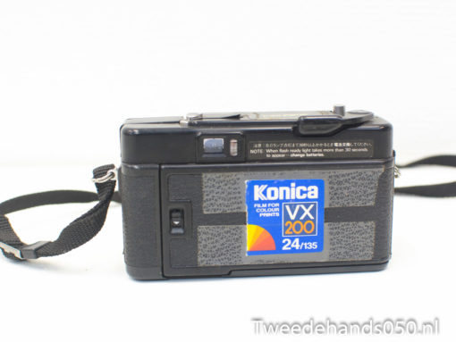 Classic Konica VX 200 camera: compact design for capturing 24 timeless film moments.