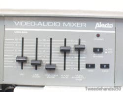 Alecto VMX-600 vintage mixer: intuitive faders for professional audio and video production.