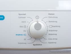 Zanussi dryer control panel with easy settings for effective drying of all fabric types.