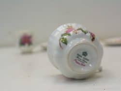 Delicate Royal Albert Peonia Rose cup: Vintage floral elegance for tea enthusiasts and collectors.