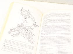 Detailed vintage Ford Escort carburetor manual with diagrams and Dutch repair instructions.