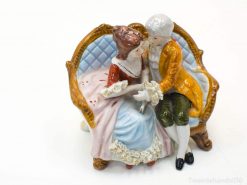 Porseleinen beeldje man en vrouw 95352