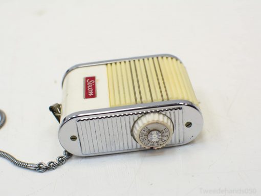 Vintage Siren radio with sleek design and user-friendly controls, perfect for collectors and retro lovers.