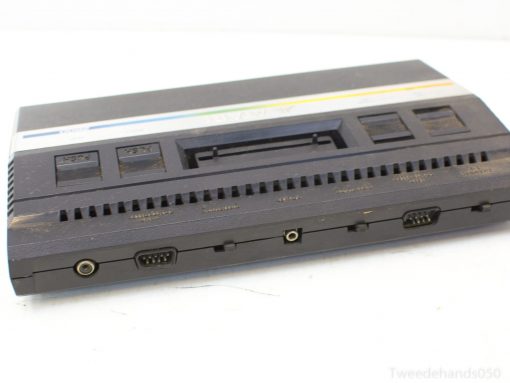 Vintage cassette player: Relive 80s music nostalgia with this classic analog audio device.