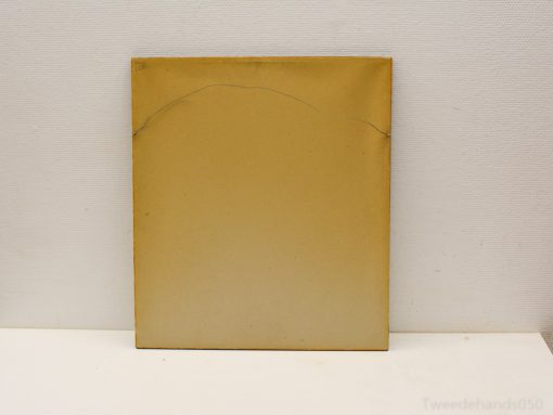 Antique oval frame with charm, ideal for displaying cherished memories or artwork.