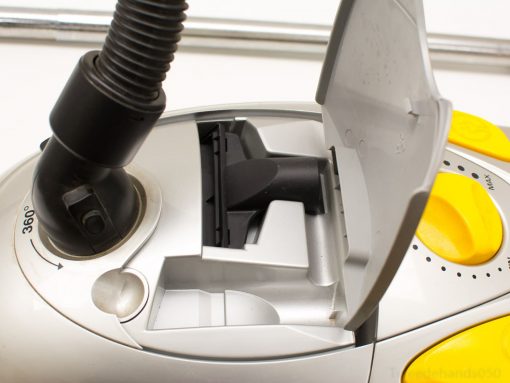 Sleek Zanussi vacuum cleaner with flexible hose and user-friendly design for efficient cleaning.