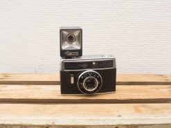 Vintage Agfa camera met flitser 11853