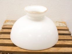 Opaline wit glazen lampenkap  27 cm 13764