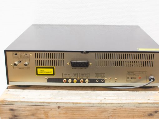 Vintage Sony Compact Disc Multi-Player with versatile connections and high-quality audio outputs.