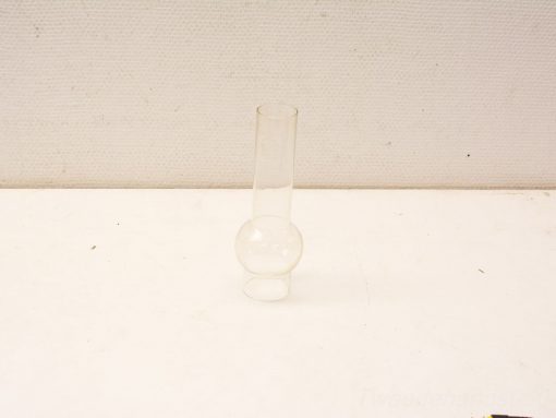 Clear laboratory flask with a wide base and slender neck for mixing and measuring liquids.