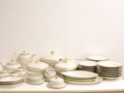 servies 19772