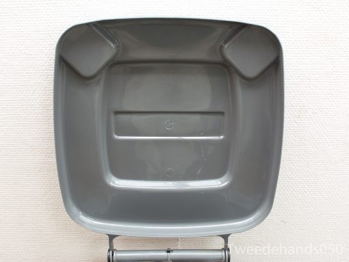 Stylish gray container with sturdy handle, ideal for gardening and cleaning tasks.