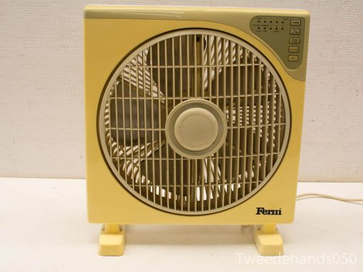 Retro yellow Fermi table fan with square design for optimal airflow and nostalgic charm.
