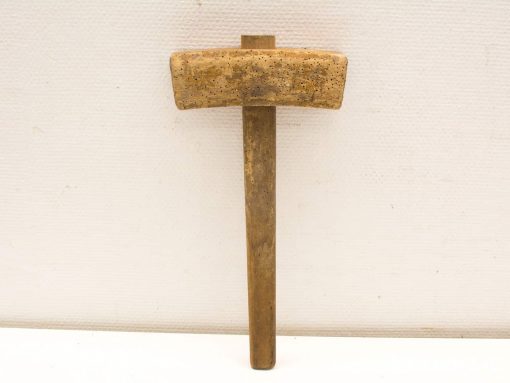 Authentic wooden mallet: vintage craftsmanship for precision and strength in various tasks.