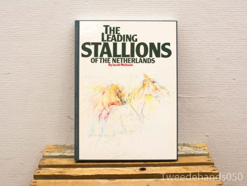 Leidende Hengsten van Nederland: Vintage book showcasing elegant stallions by Jacob Meijssen.