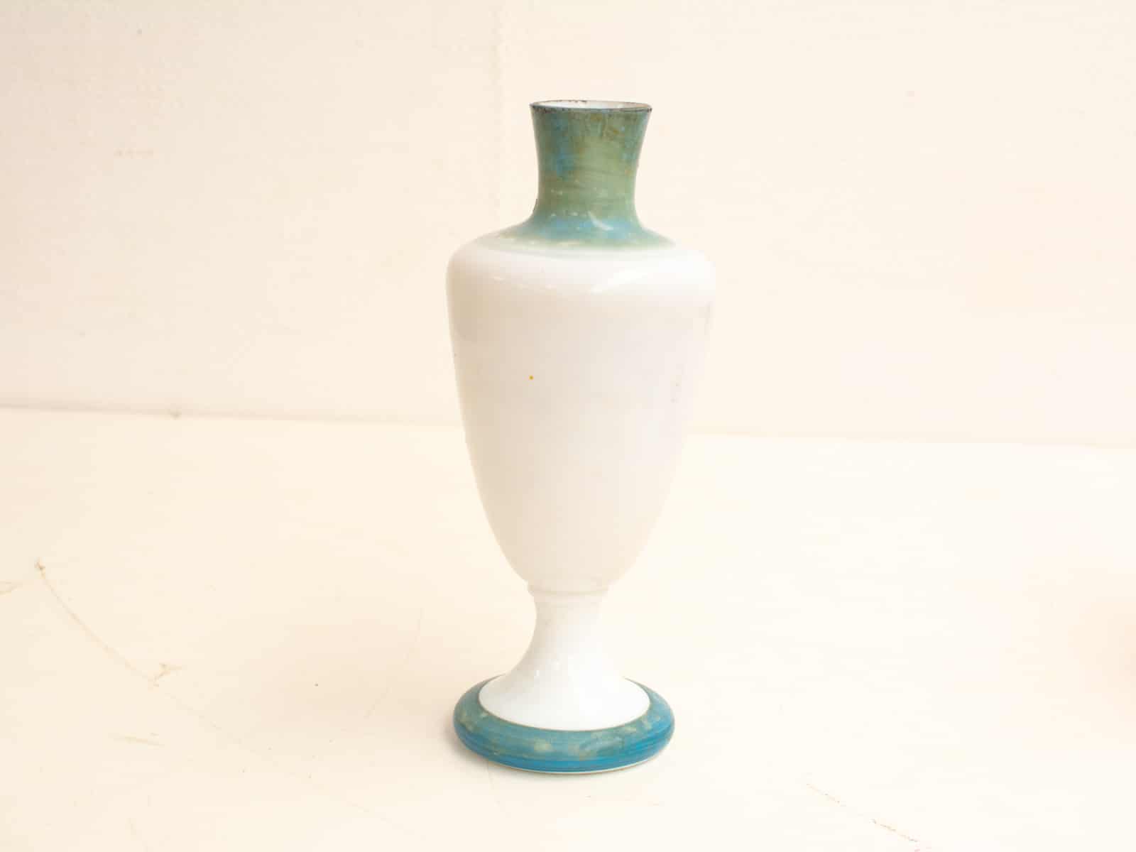 Opaline vaasje  22761