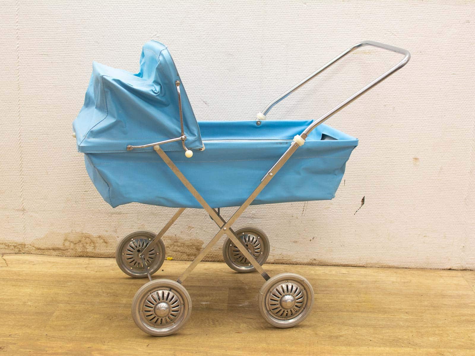 Vintage kinderwagen 23142