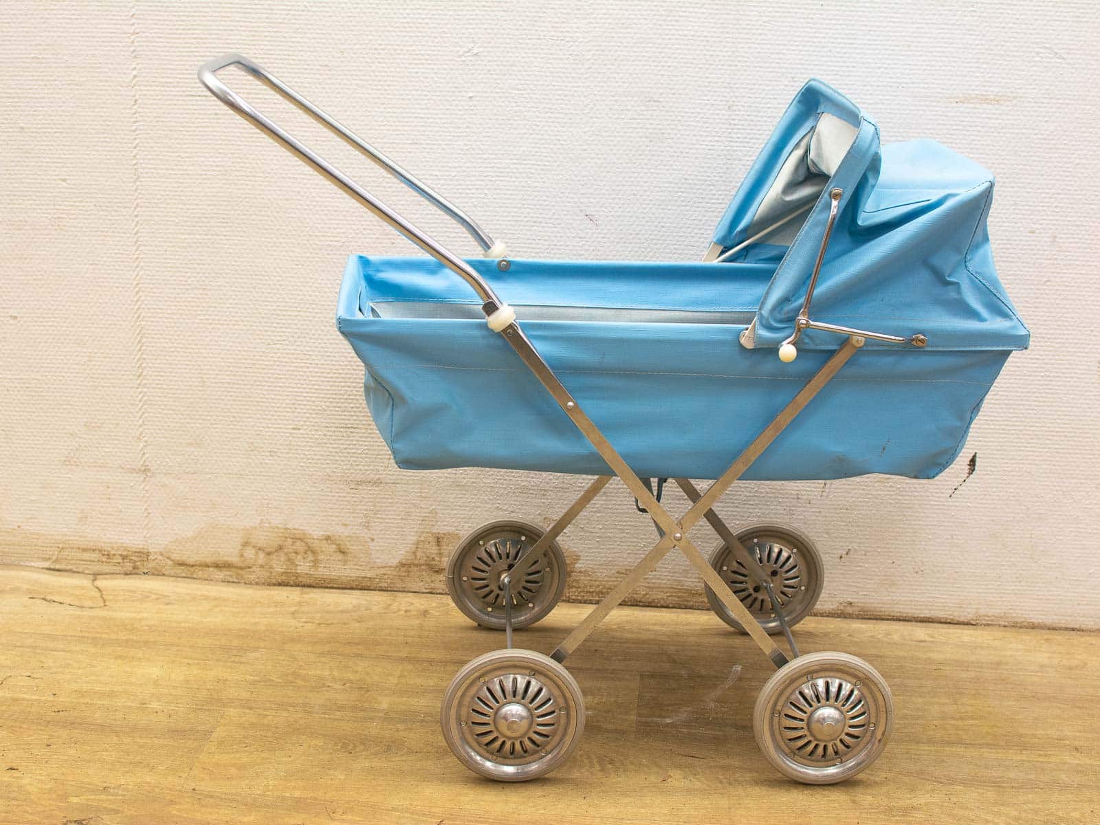 Vintage kinderwagen 23142