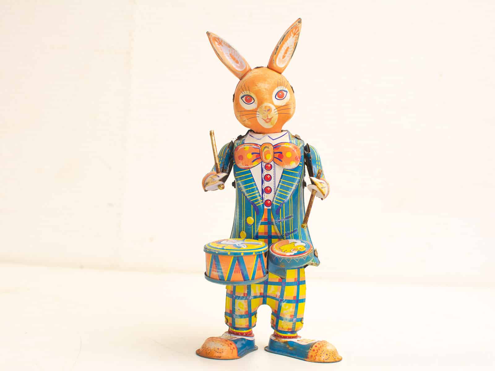 Blikken speelgoed van een konijn 23704
