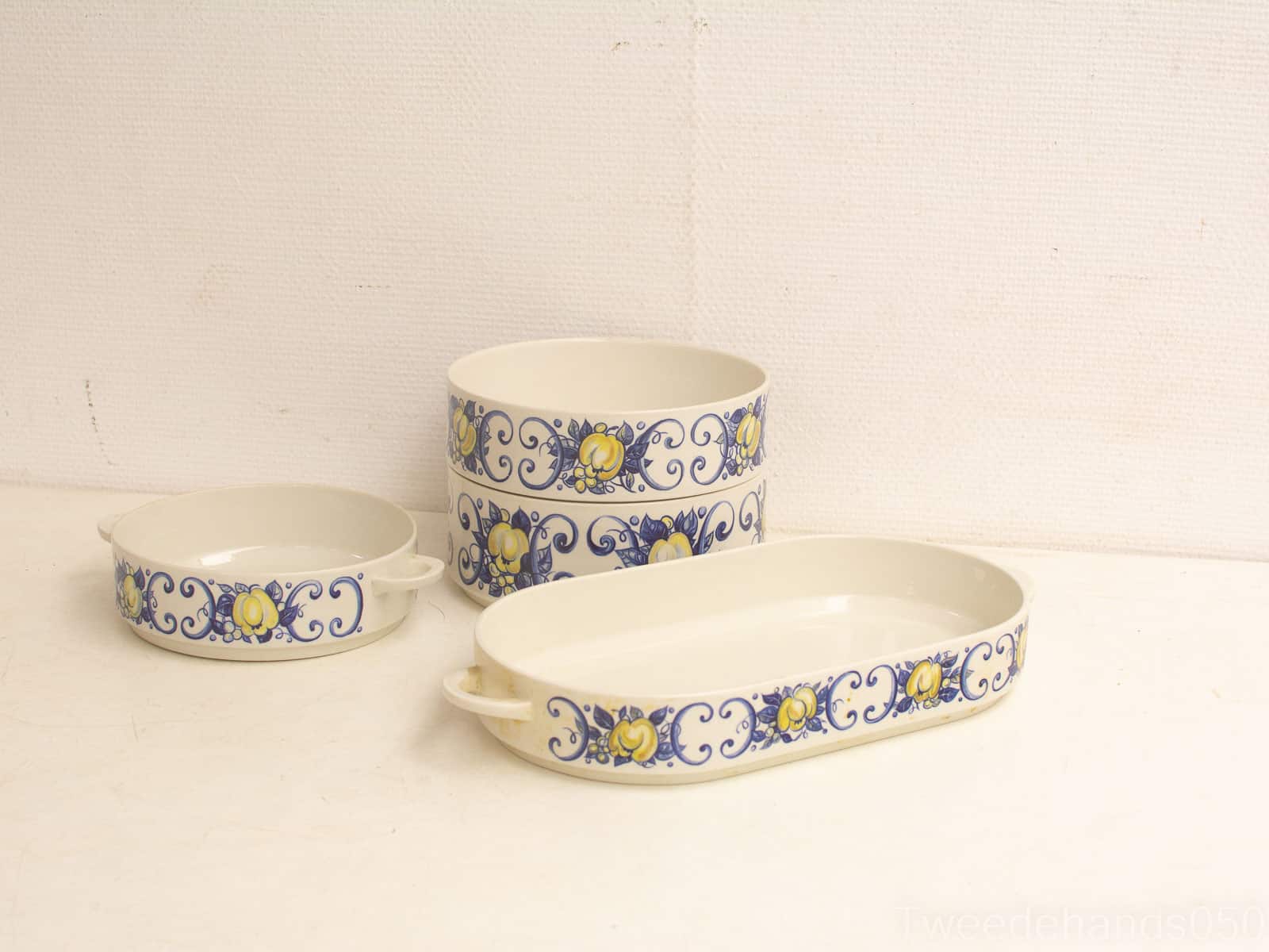 4 porseleinen schalen. Villeroy & Boch 24881