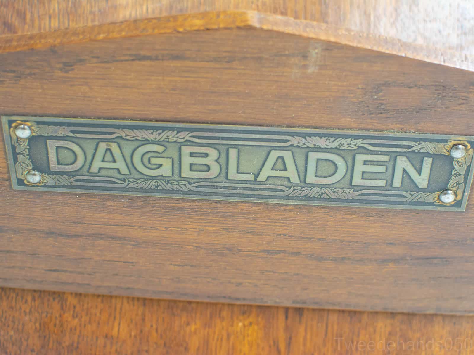 houten dagbladenhouder 25245