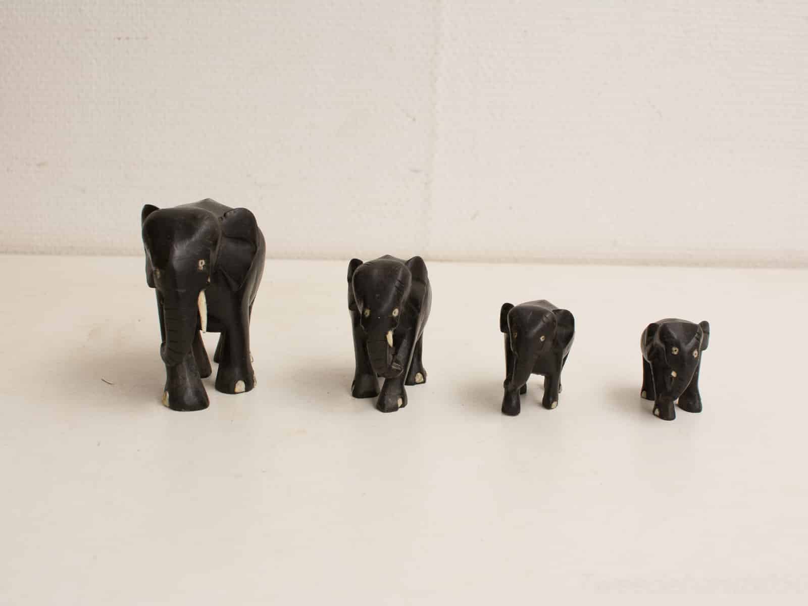 4 houten olifantjes 26310