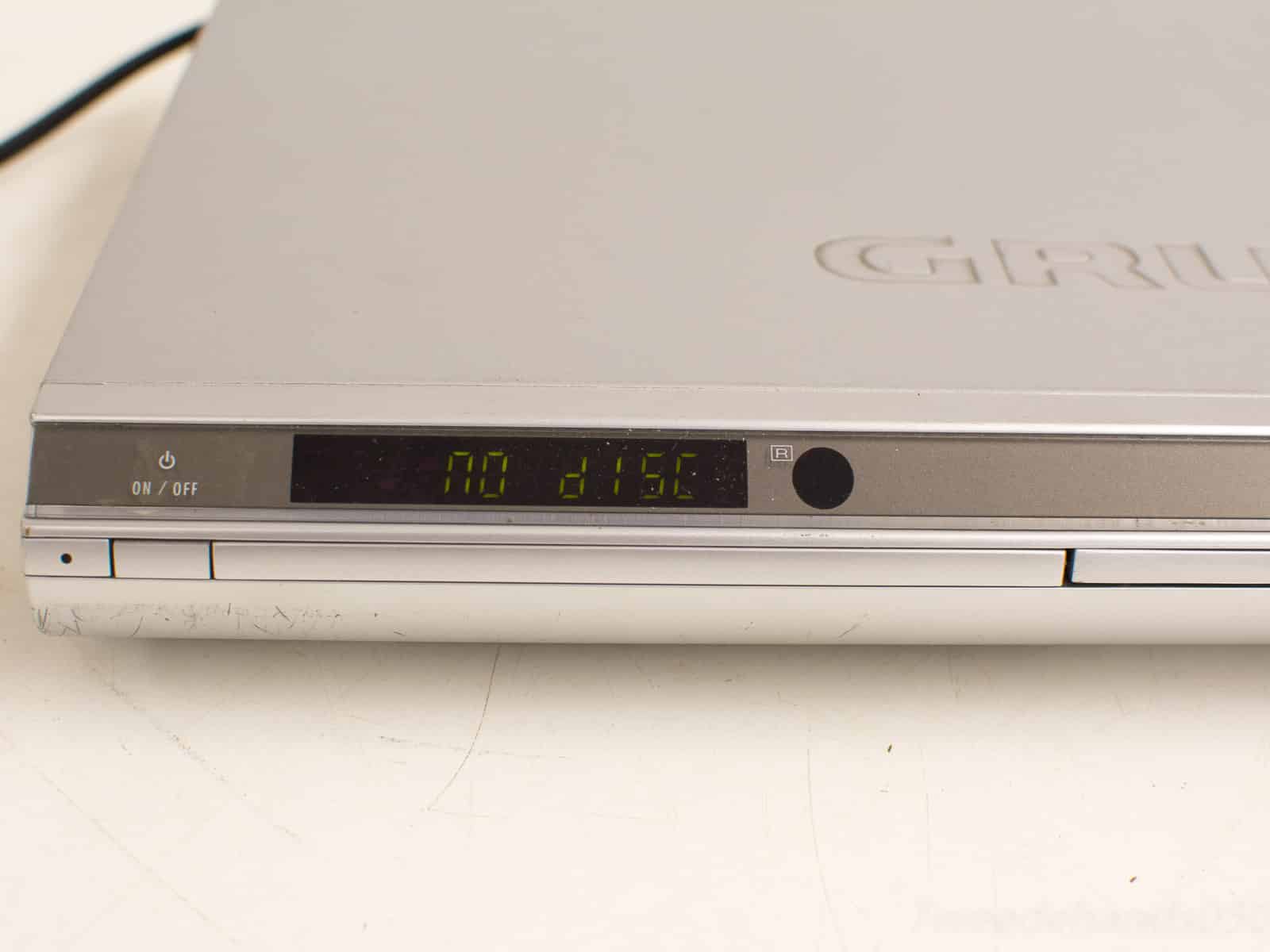 Grundig DVD player  25713