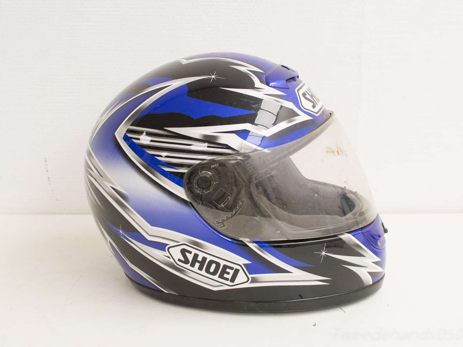 Helm Shoei 26315