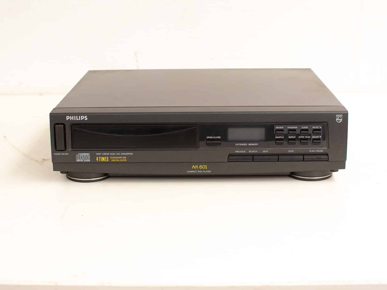 philips compact disc player  26148