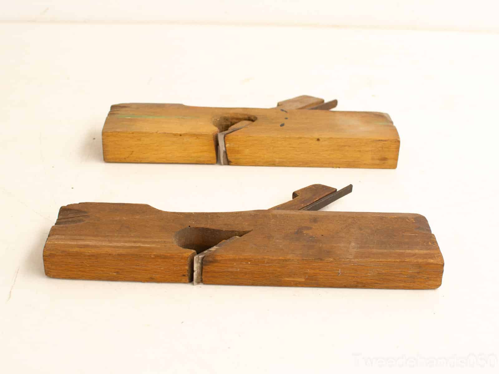 2 houten schaven  26998