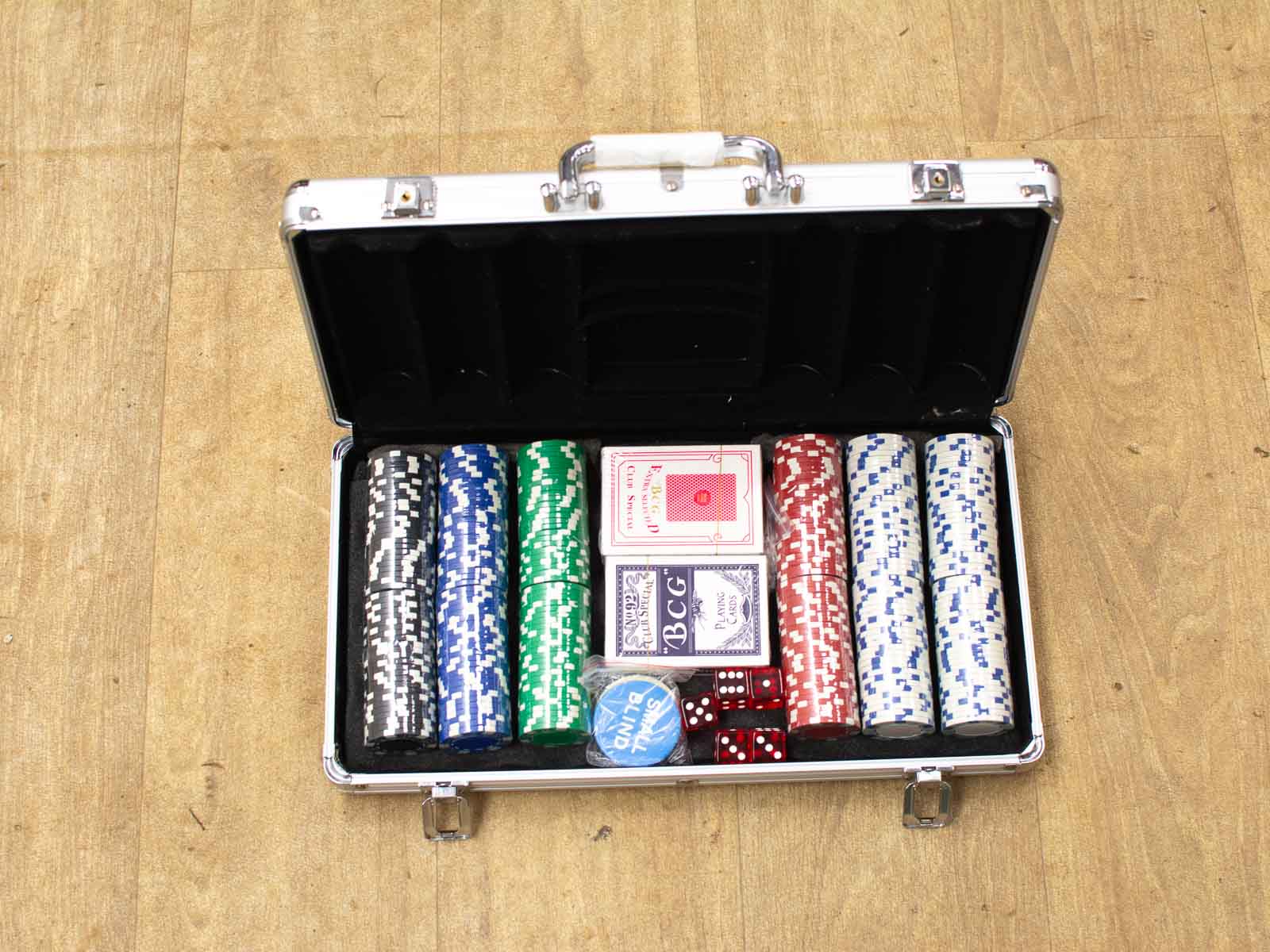 pokerset in aluminium koffer 27588