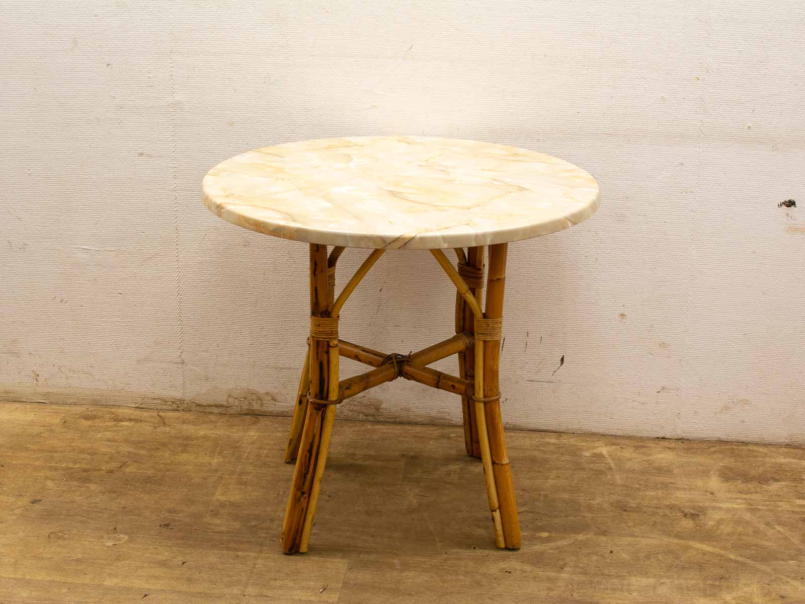 vintage bamboe tafel 27599