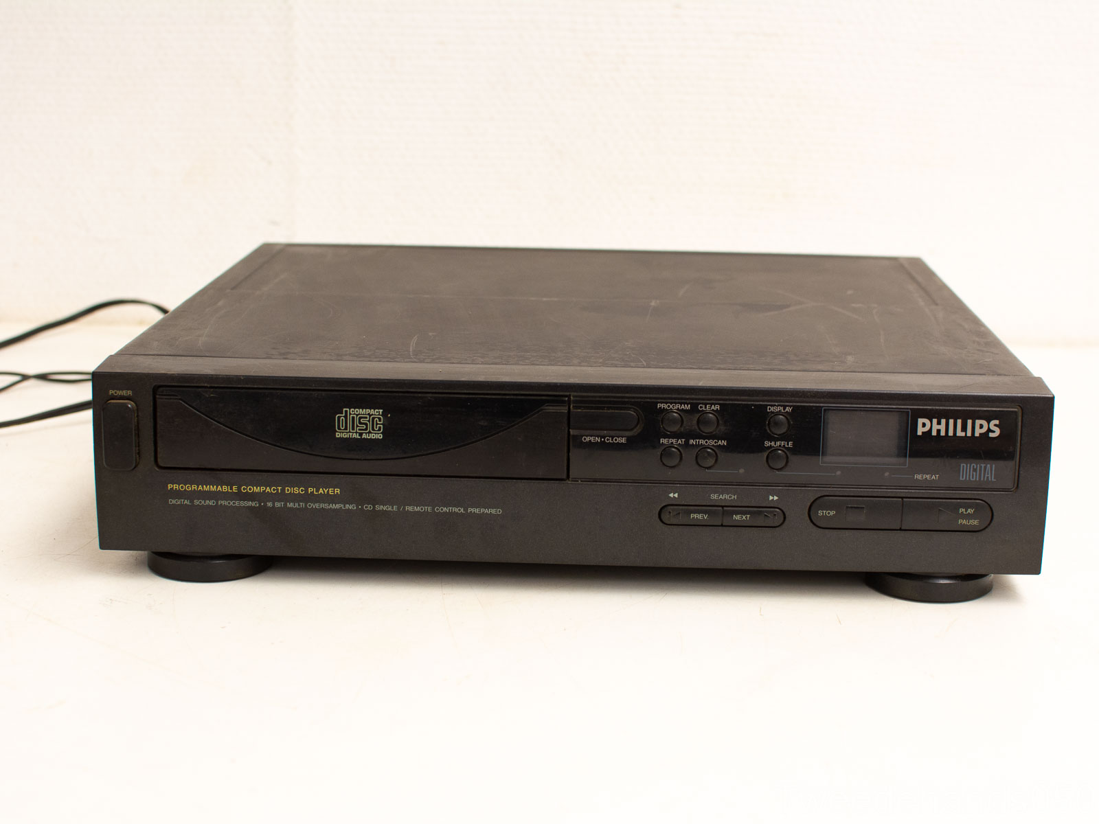 philips compact disc player  28037