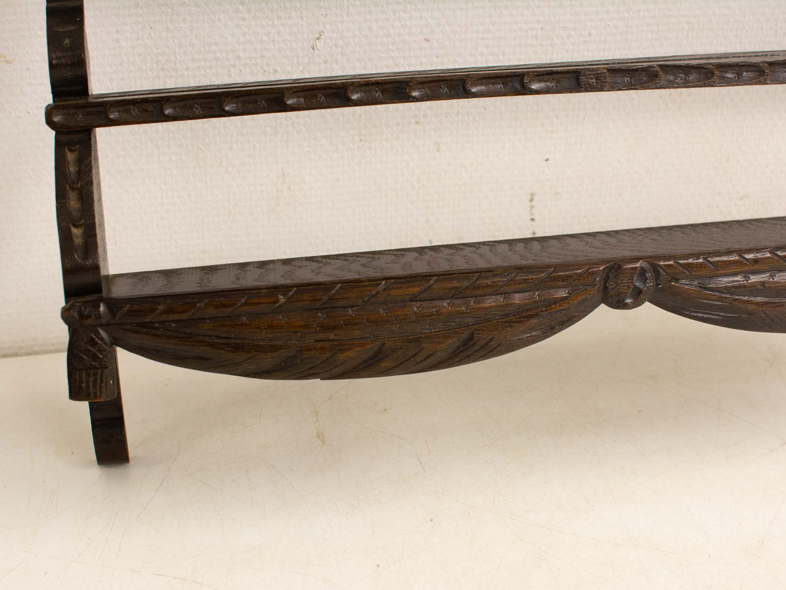 Antieke borden rek 28762