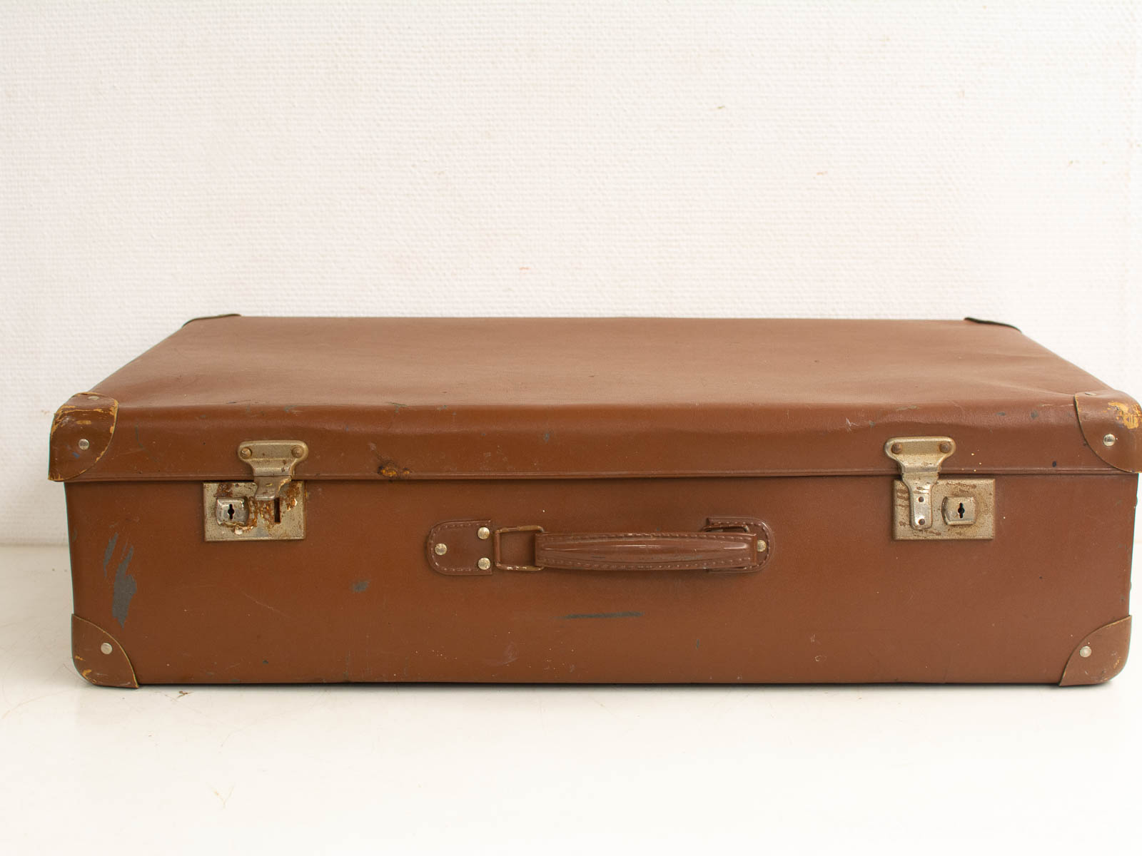 bruine koffer 28774