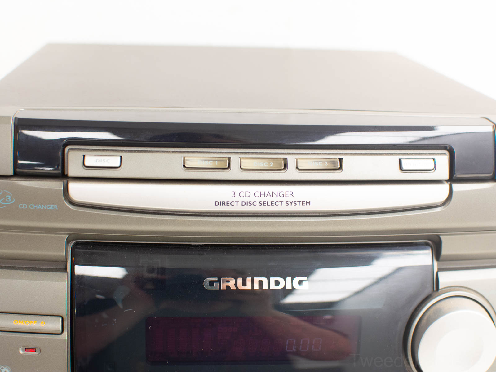 Grundig compact hi-fi systeem  28920