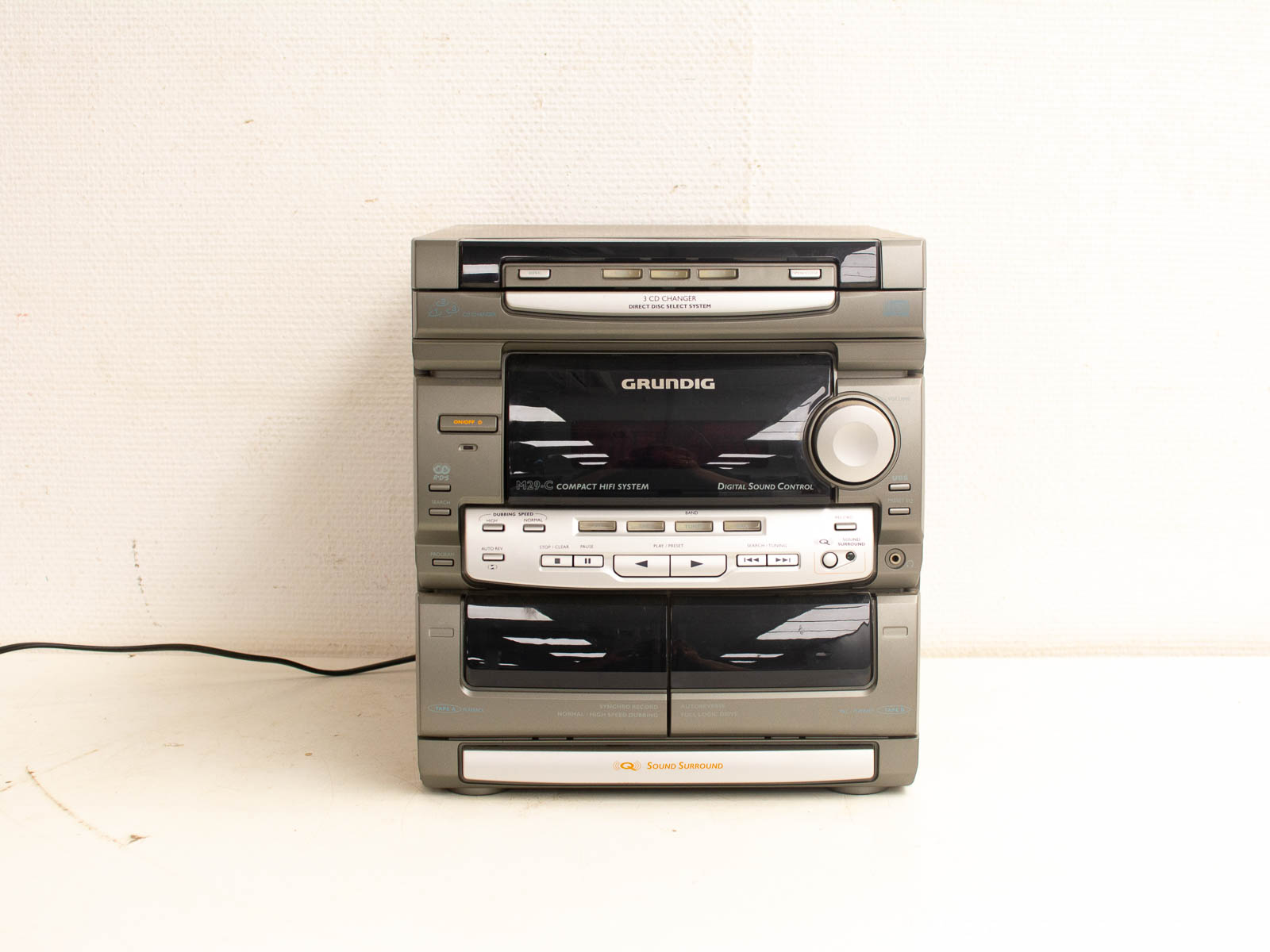 Grundig compact hi-fi systeem  28920