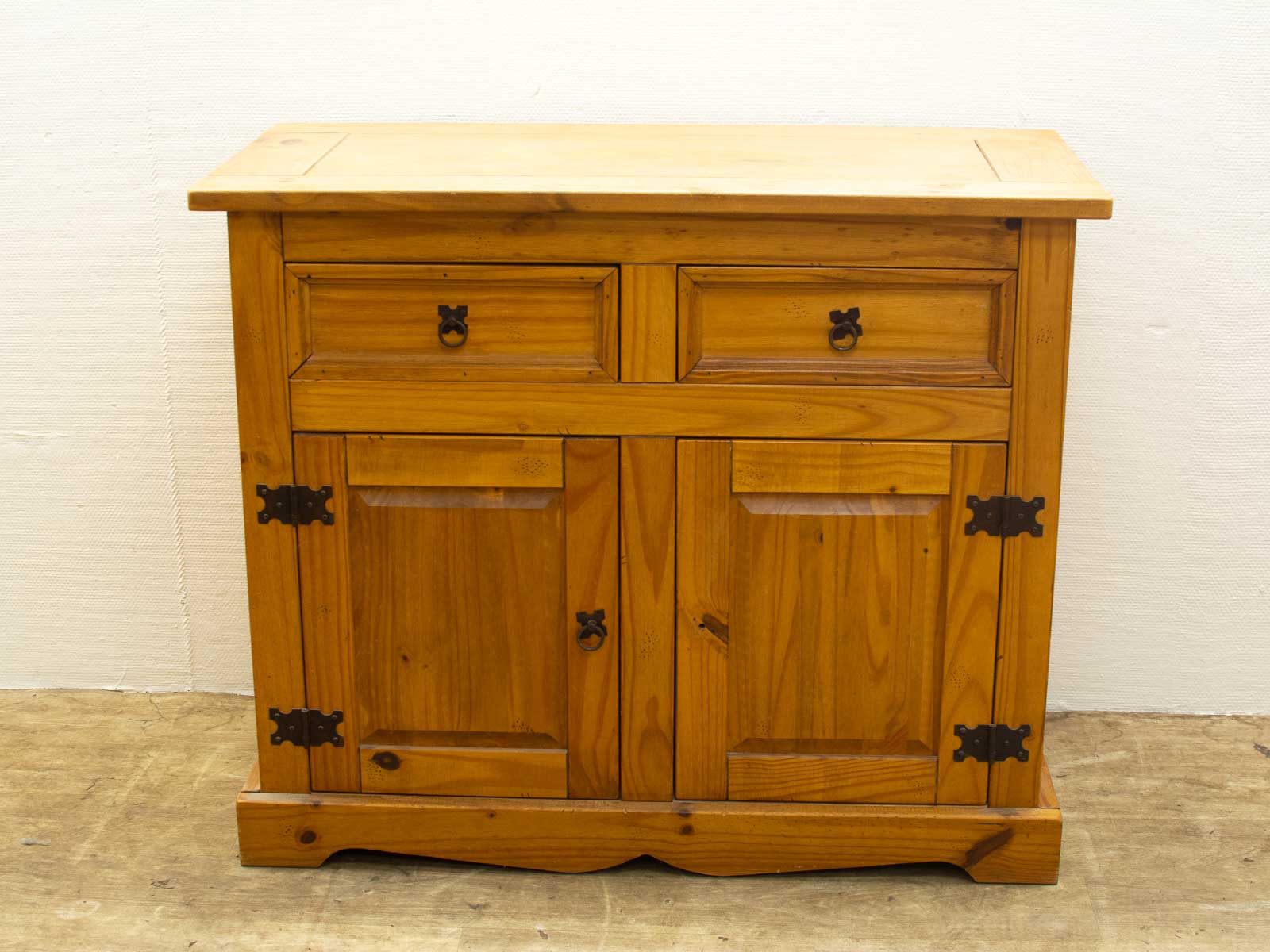 grenen dressoir 29177