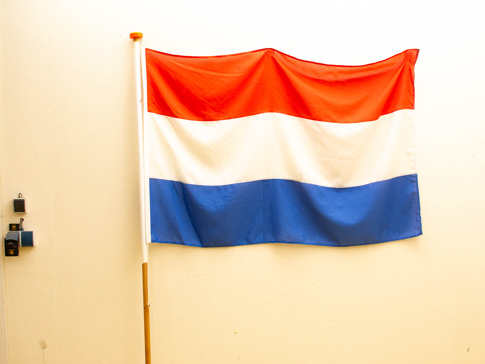 nederlandse vlag met stok  31134