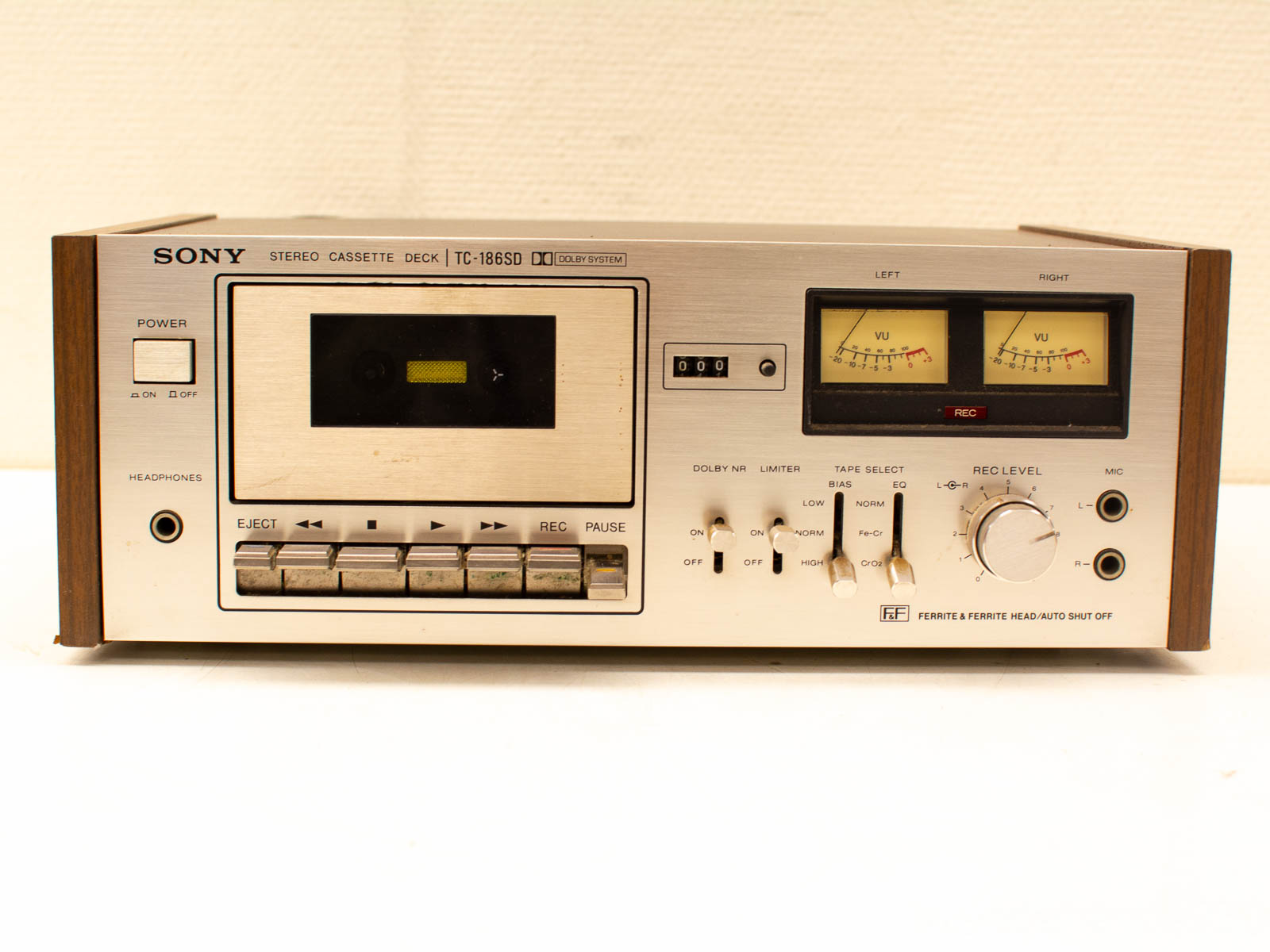 Sony stereo cassette Deck  TC-1865D 30951