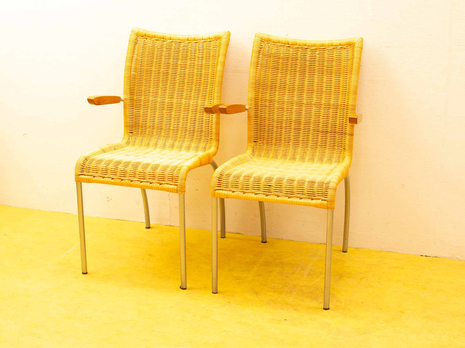 2 rotan/rieten eetkamerstoelen  31651