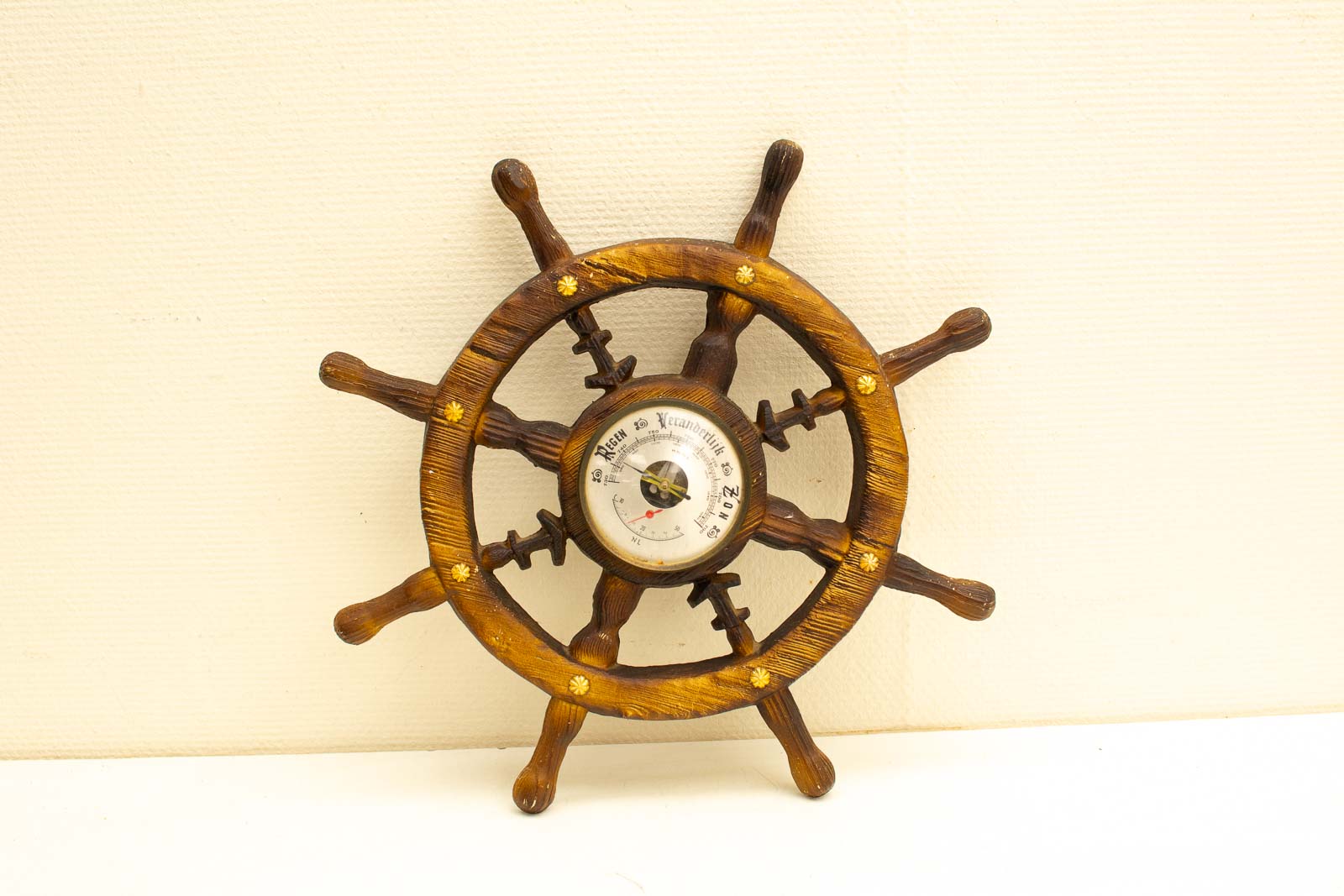 Barometer in vorm van een roer 31575